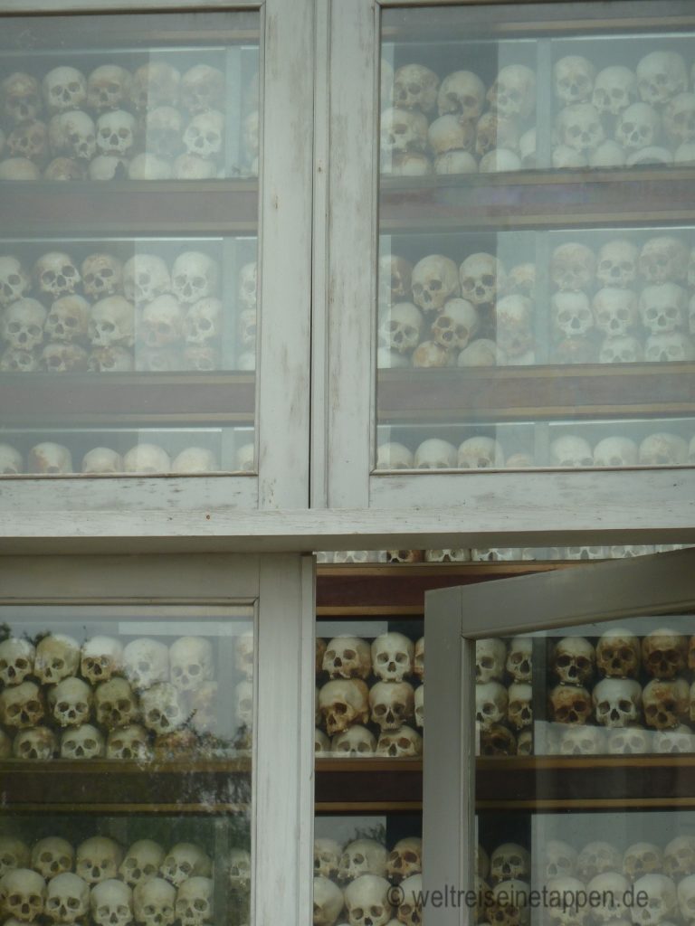 Killing Fields in Kambodscha nahe der Hauptstadt Phnom Penh Mahnmal