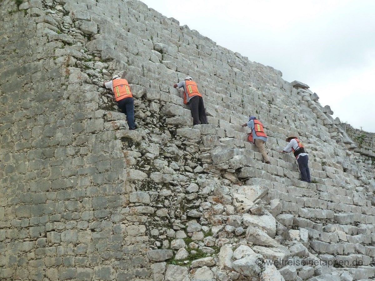 Baustelle Mexiko Chichen Itza Restaurierung